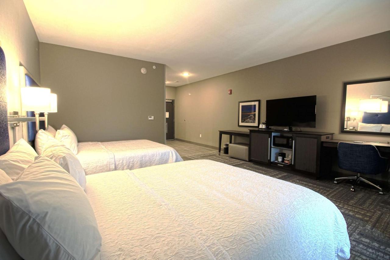 Queen Room with Two Queen Beds - Hearing Accessible/Non-Smoking at Hampton Inn West Plains