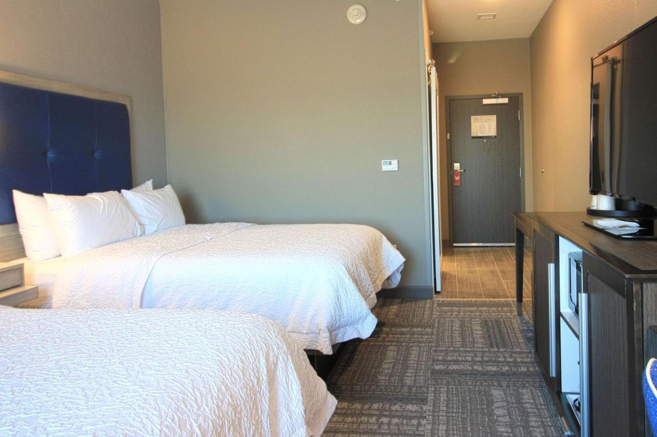 Queen Room with Two Queen Beds - Non-Smoking at Hampton Inn West Plains