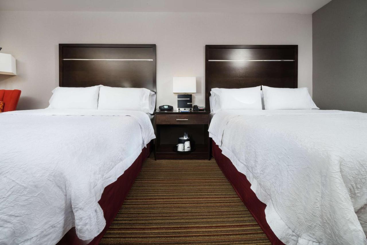 Queen Room - Disability Access/Non-Smoking at Hampton Inn Tulsa Broken Arrow