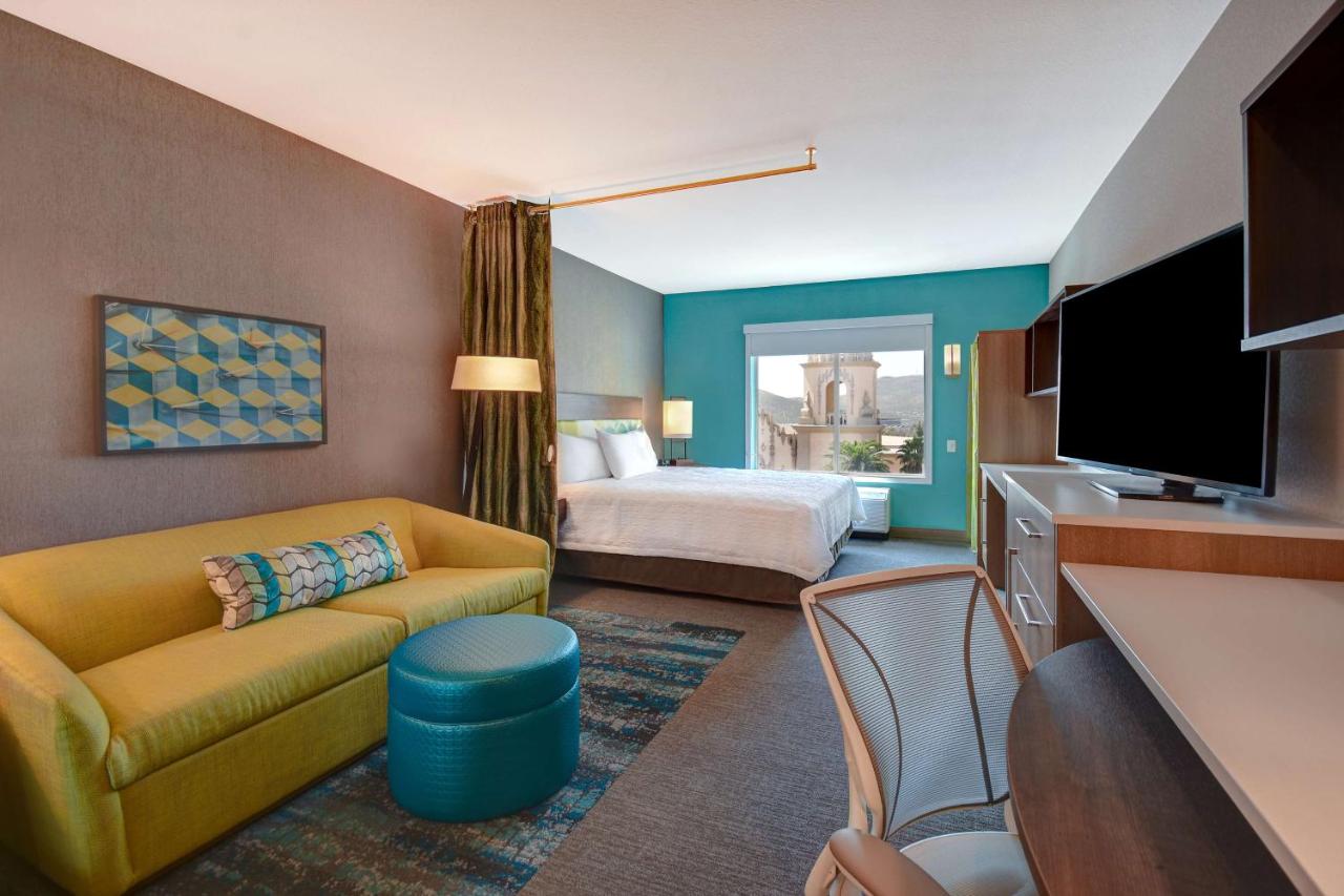 King Studio Suite with Mountain View at Home2 Suites BY Hilton Tucson Downtown