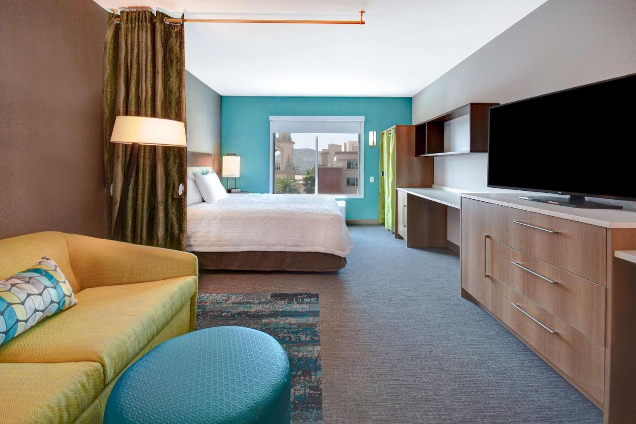 King Studio Suite with Mountain View at Home2 Suites BY Hilton Tucson Downtown