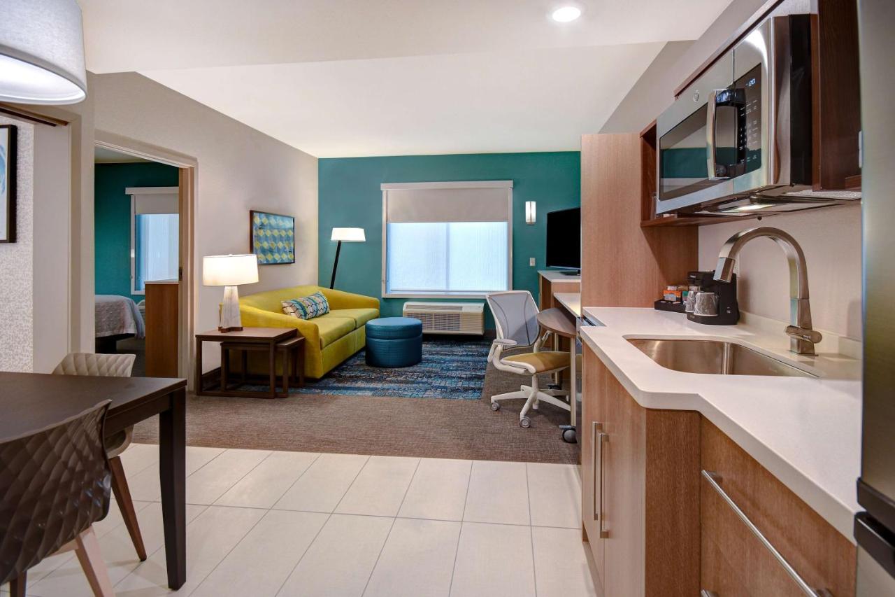 One-Bedroom Queen Suite - Non-Smoking at Home2 Suites BY Hilton Tucson Downtown
