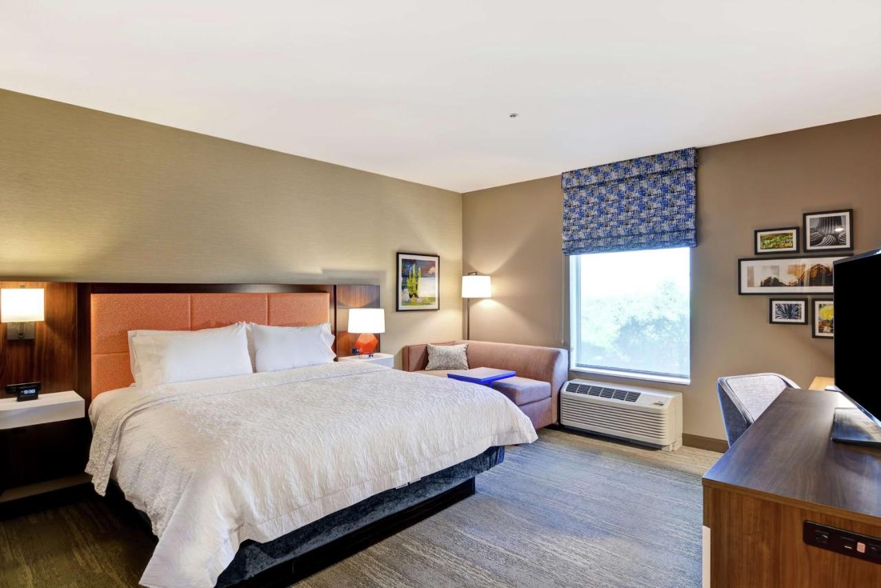 King Room - Non-Smoking at Hampton Inn & Suites Tucson Tech Park