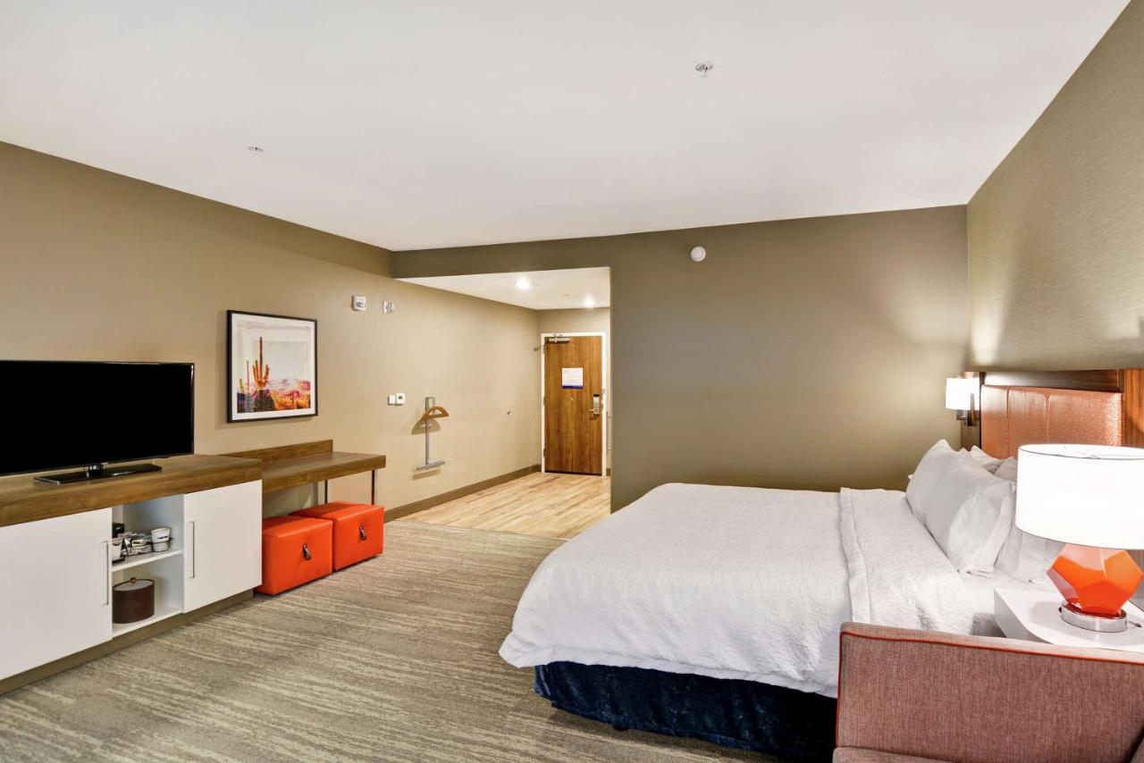 King Room with Sofa Bed - Non-Smoking at Hampton Inn & Suites Tucson Tech Park