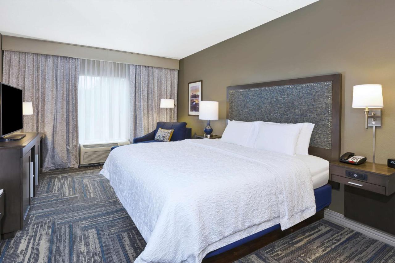 | Hampton Inn & Suites Wells-Ogunquit