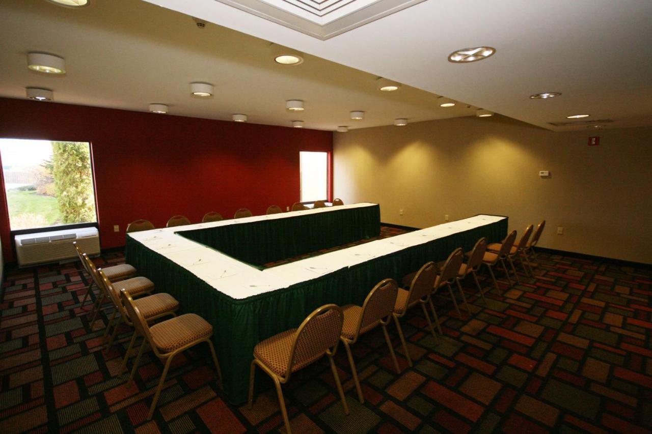 | Hampton Inn Woodbridge