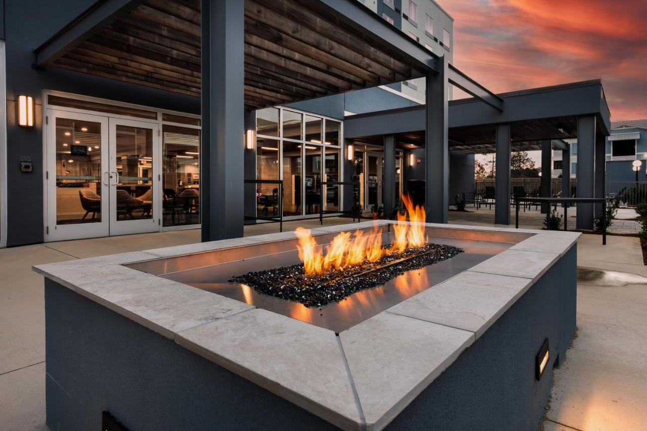  | Courtyard by Marriott Pensacola West