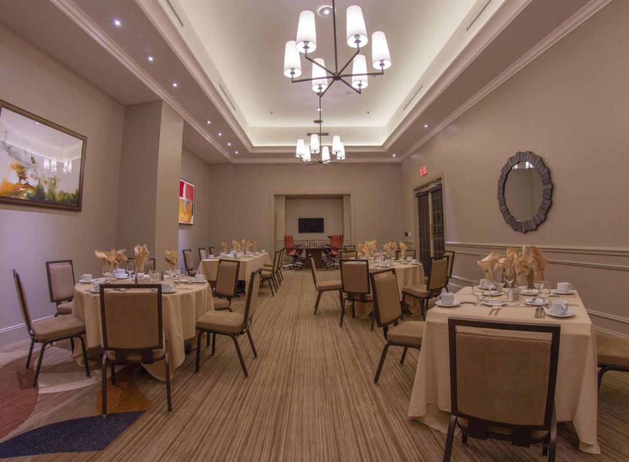 | Hilton Harrisburg near Hershey Park