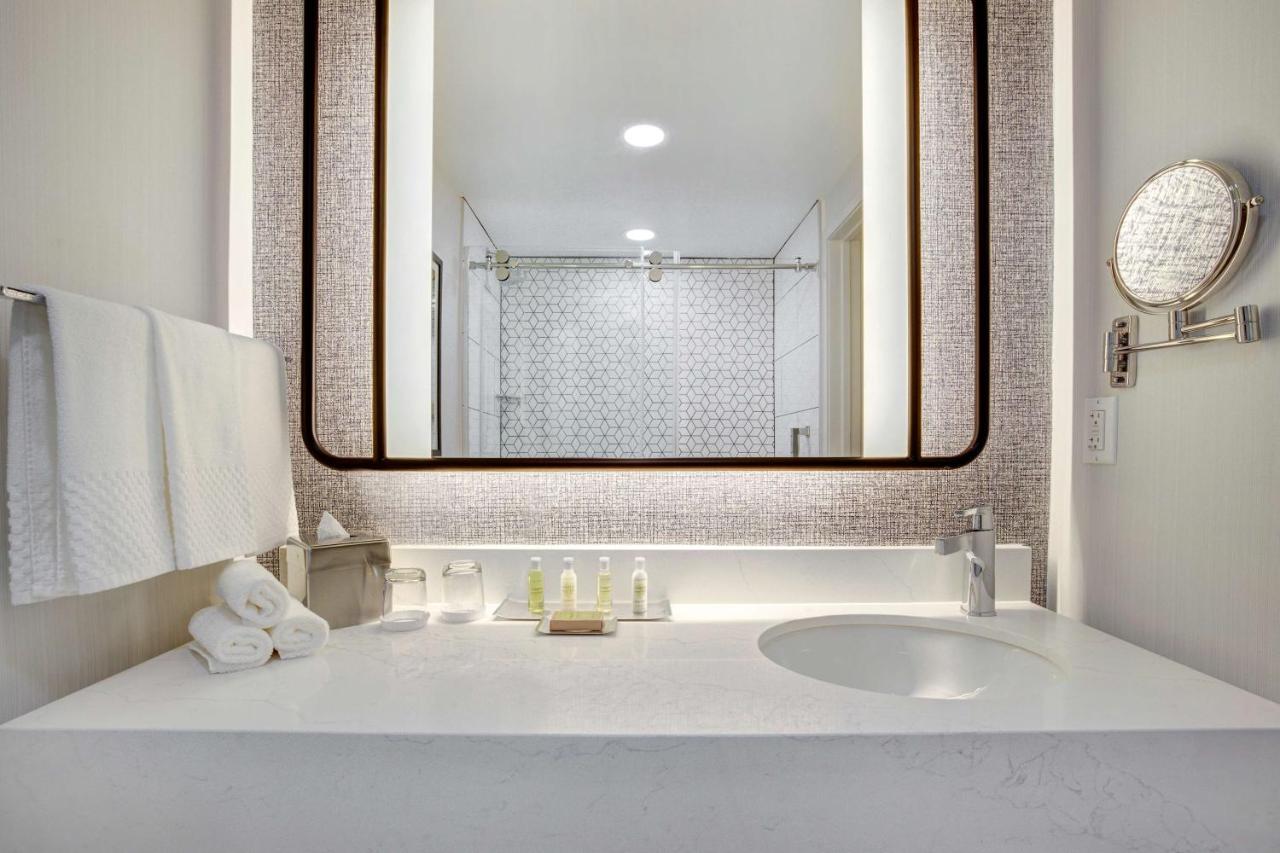 King Room - Hearing Accessible at DoubleTree by Hilton Palmdale, CA