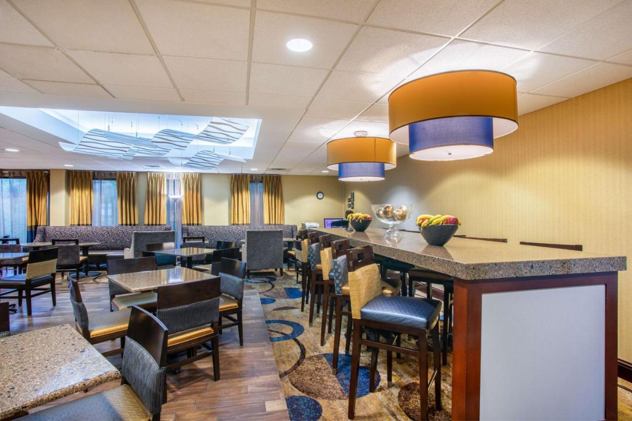 | Hampton Inn Fishkill