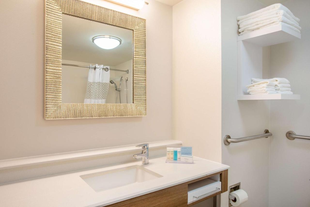 | Hampton Inn Fishkill