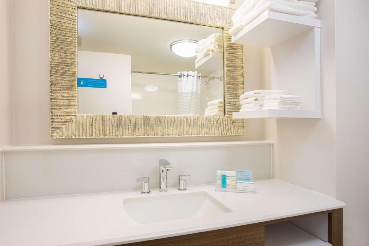 | Hampton Inn Fishkill