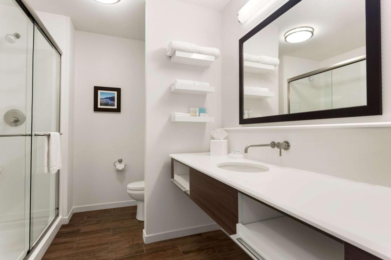  | Hampton Inn by Hilton Kennewick at Southridge