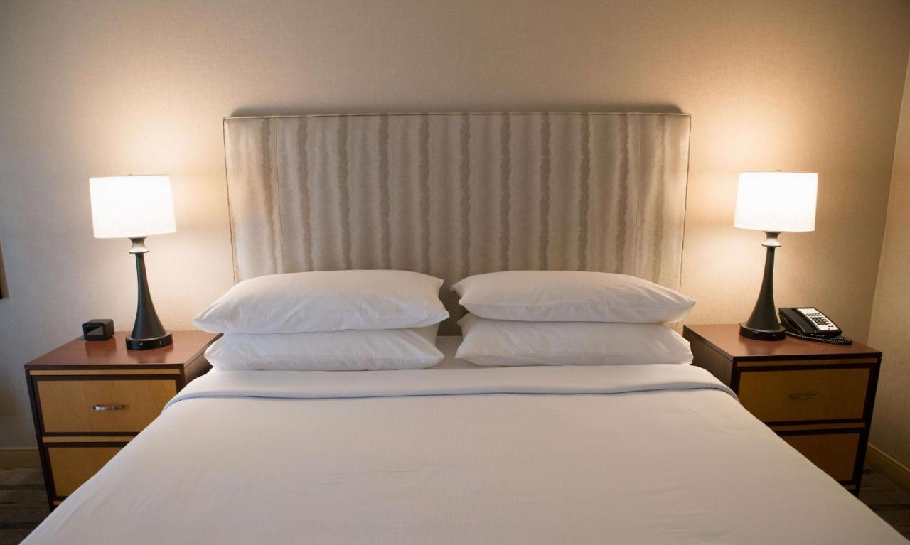 1 King Bed Executive Deluxe Room at Hilton Wilmington/Christiana