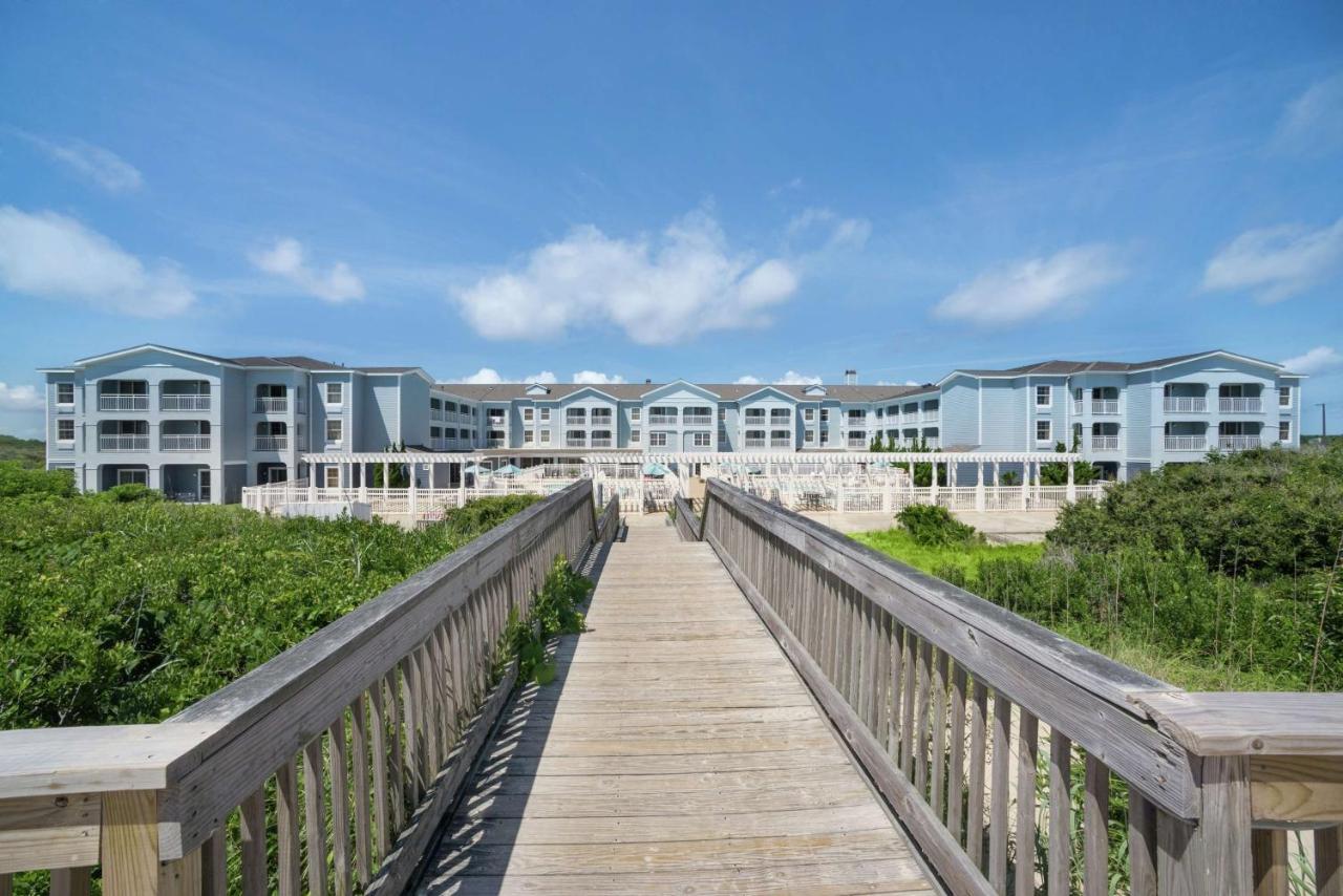 | Hampton Inn & Suites Outer Banks/Corolla