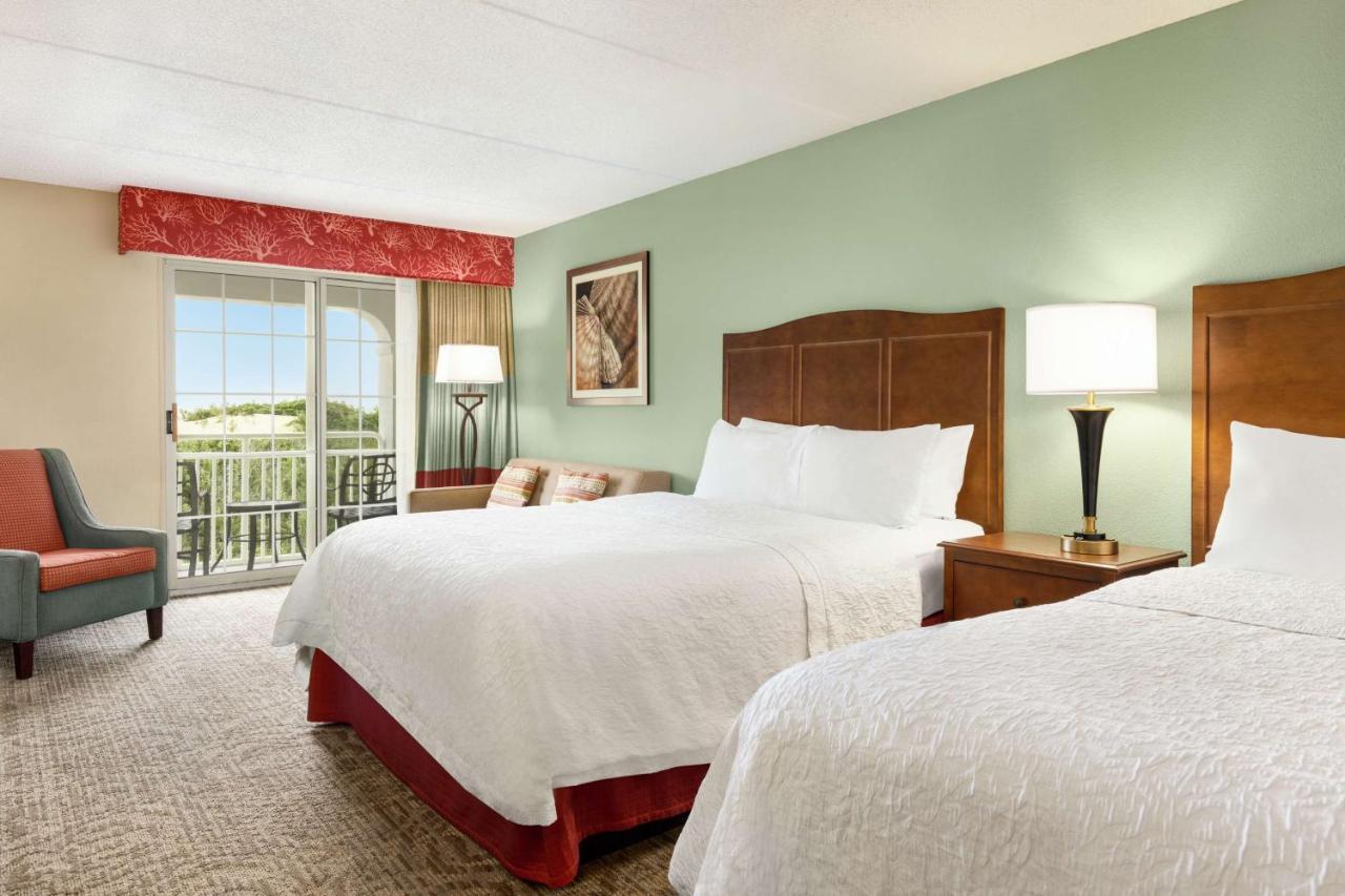 | Hampton Inn & Suites Outer Banks/Corolla