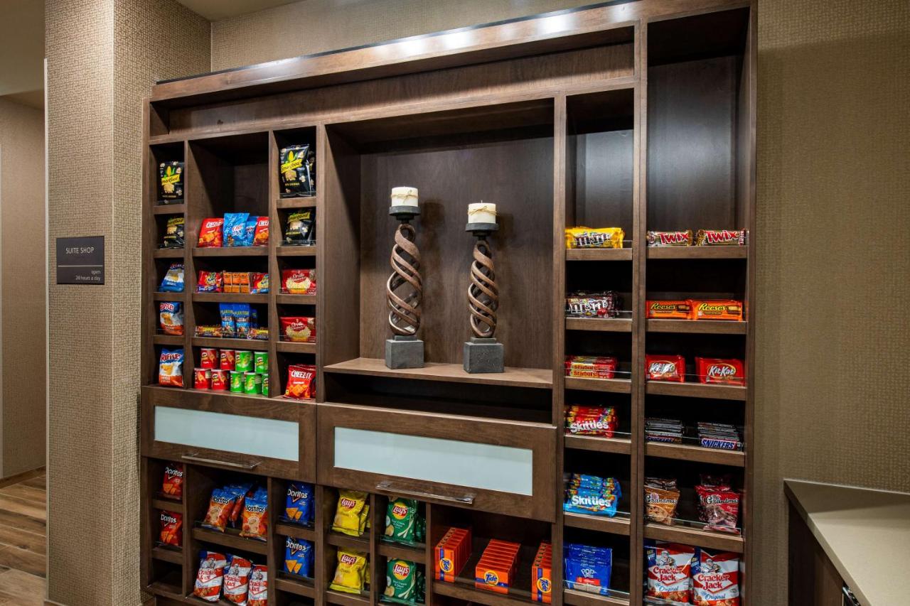 | Hampton Inn & Suites Keller Town Center