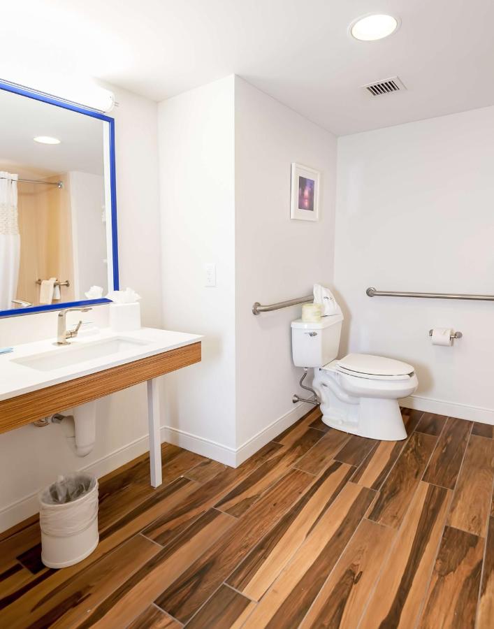 | Hampton Inn Doylestown