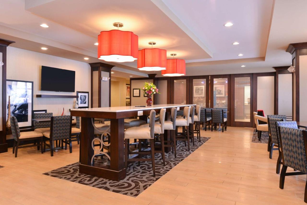 | Hampton Inn Potsdam