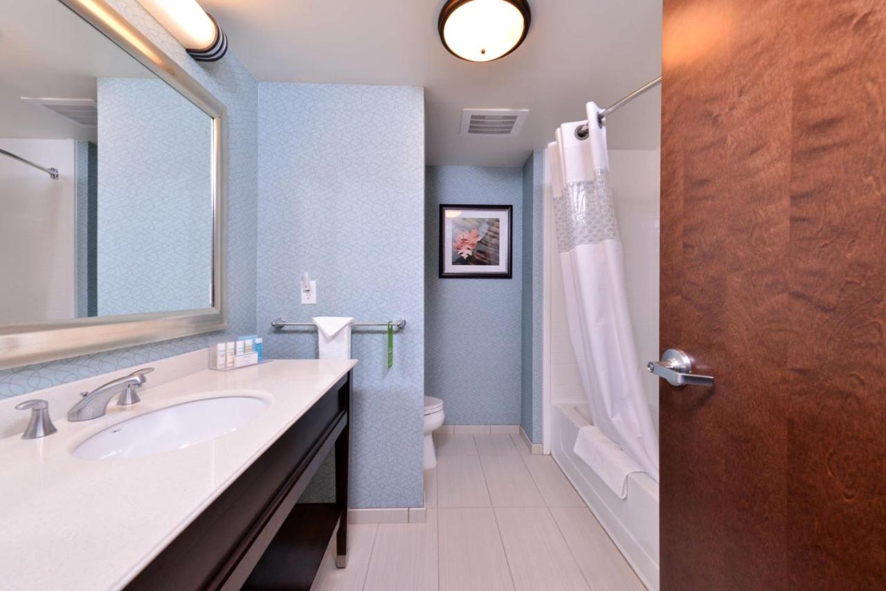 | Hampton Inn Potsdam