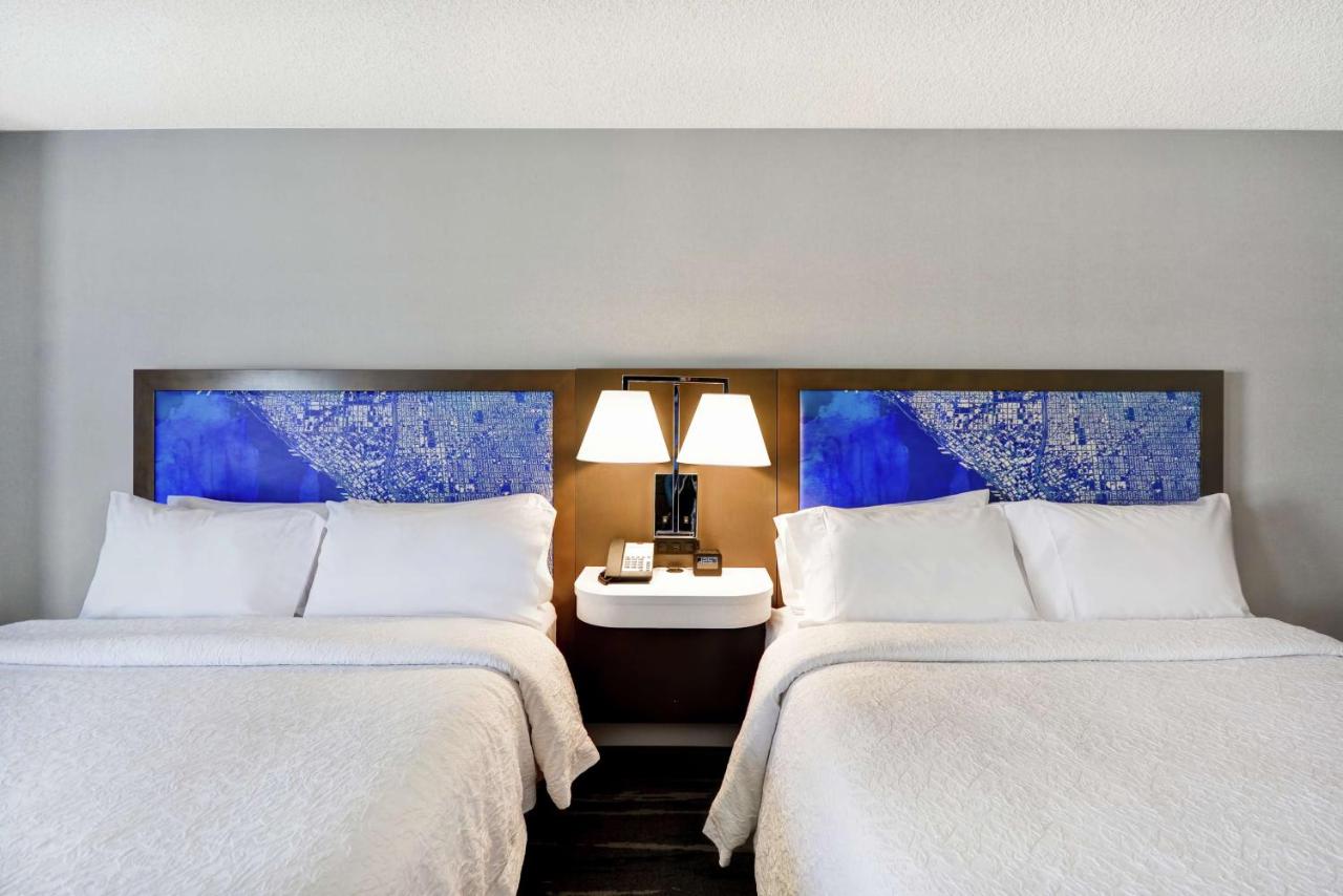 Queen Room with Two Queen Beds - Non-Smoking at Hampton Inn Seattle/Southcenter