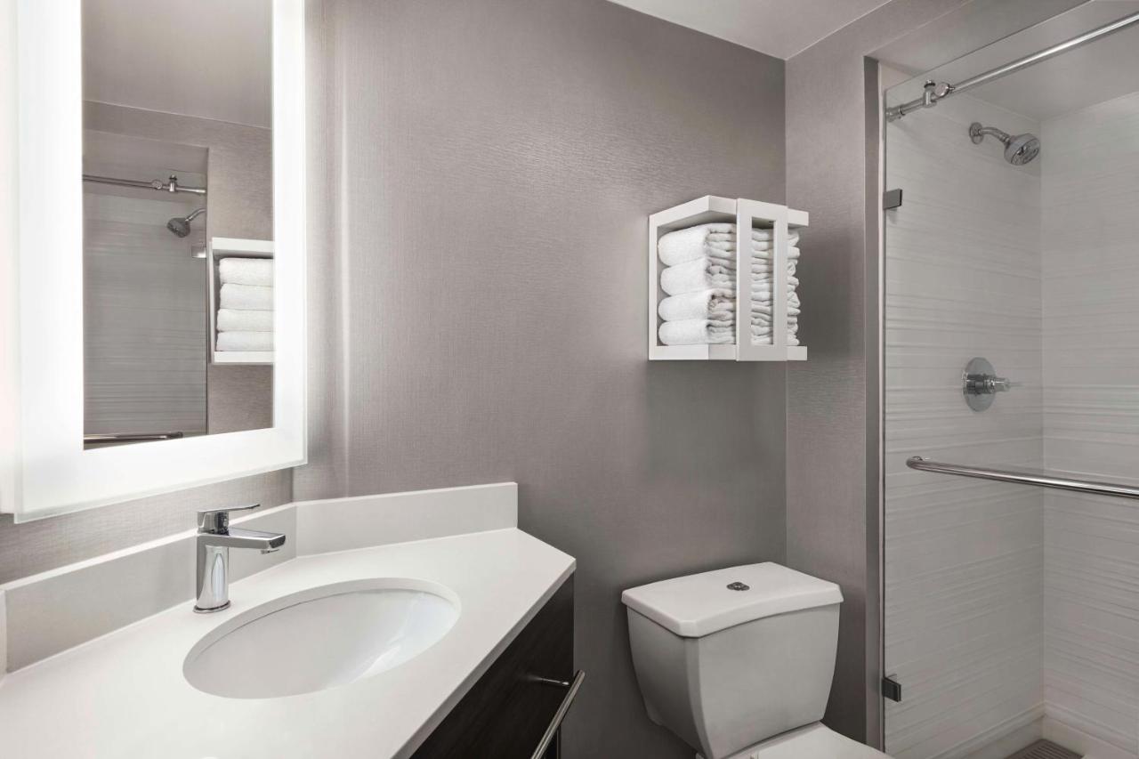 King Room - Hearing Accessible at Hampton Inn Chicago-O'Hare International Airport