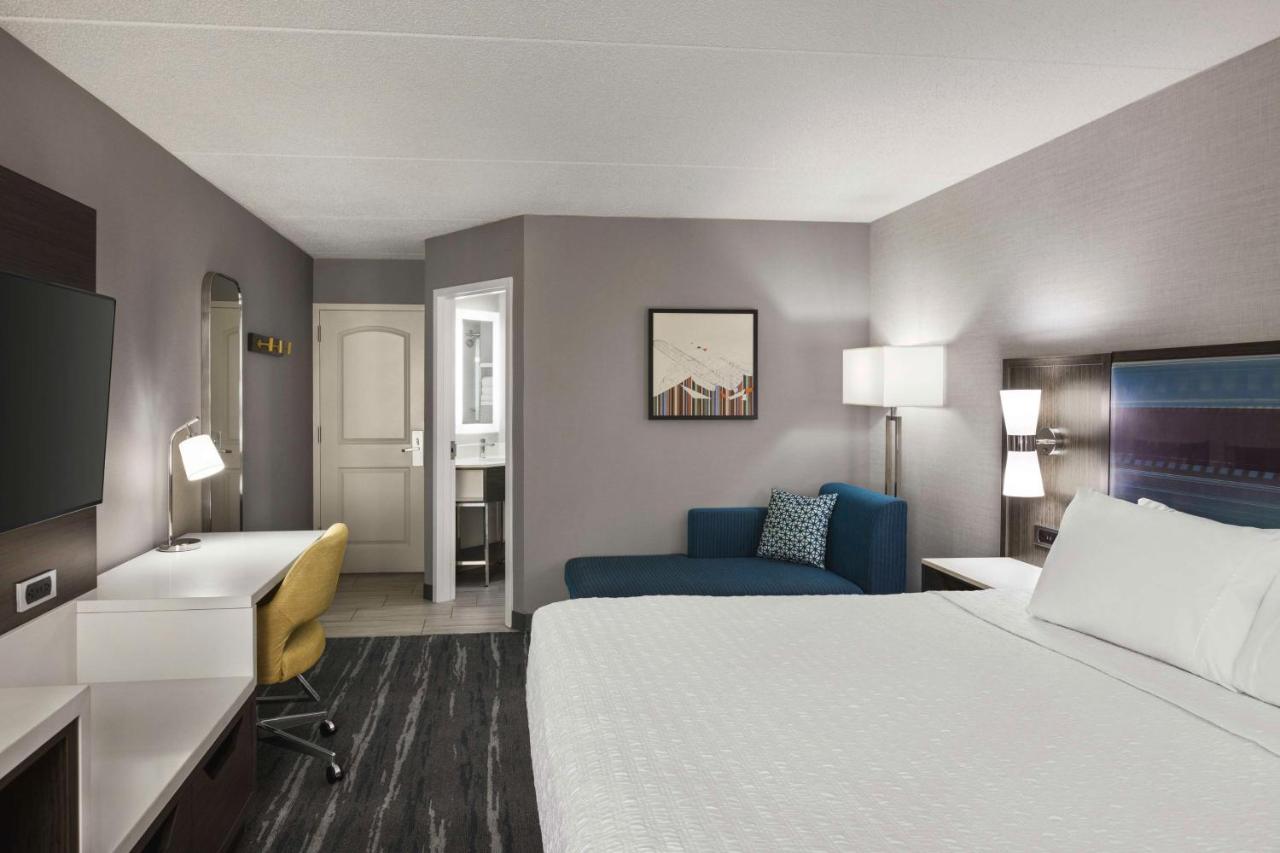 King Room - Hearing Accessible at Hampton Inn Chicago-O'Hare International Airport