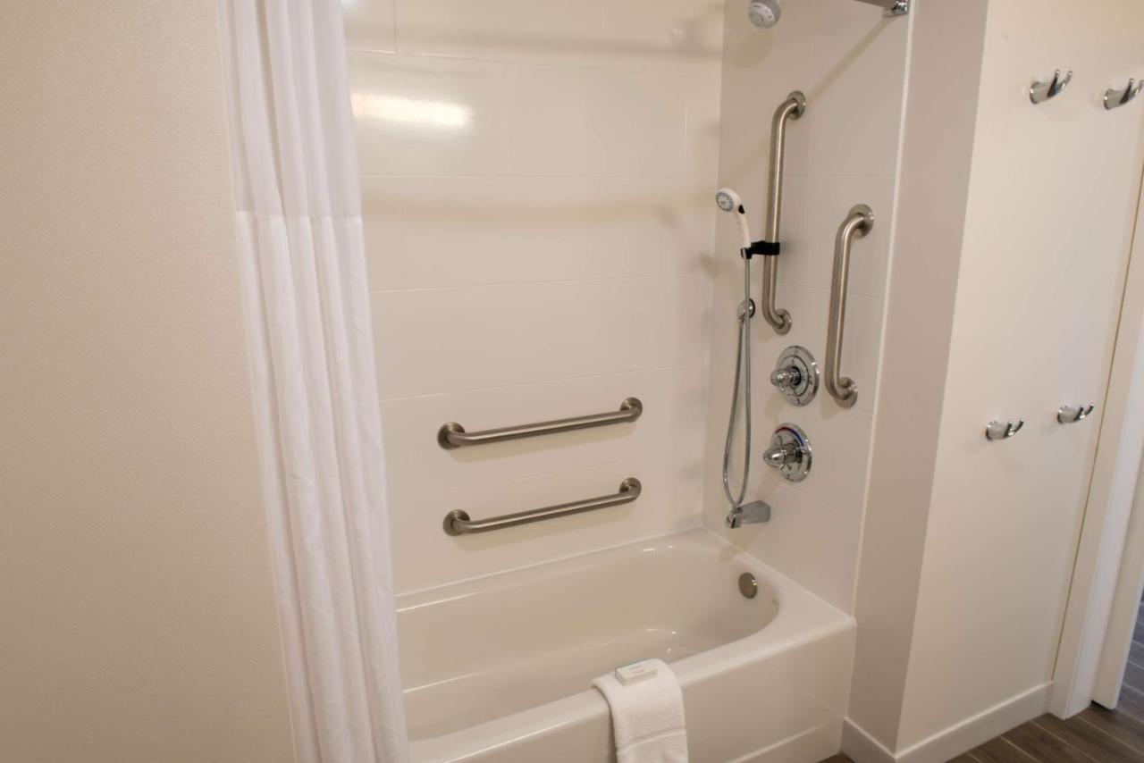 Queen Suite with Two Queen Beds - Mobility/Hearing Accessible - Non-Smoking at Hampton Inn & Suites Bay City