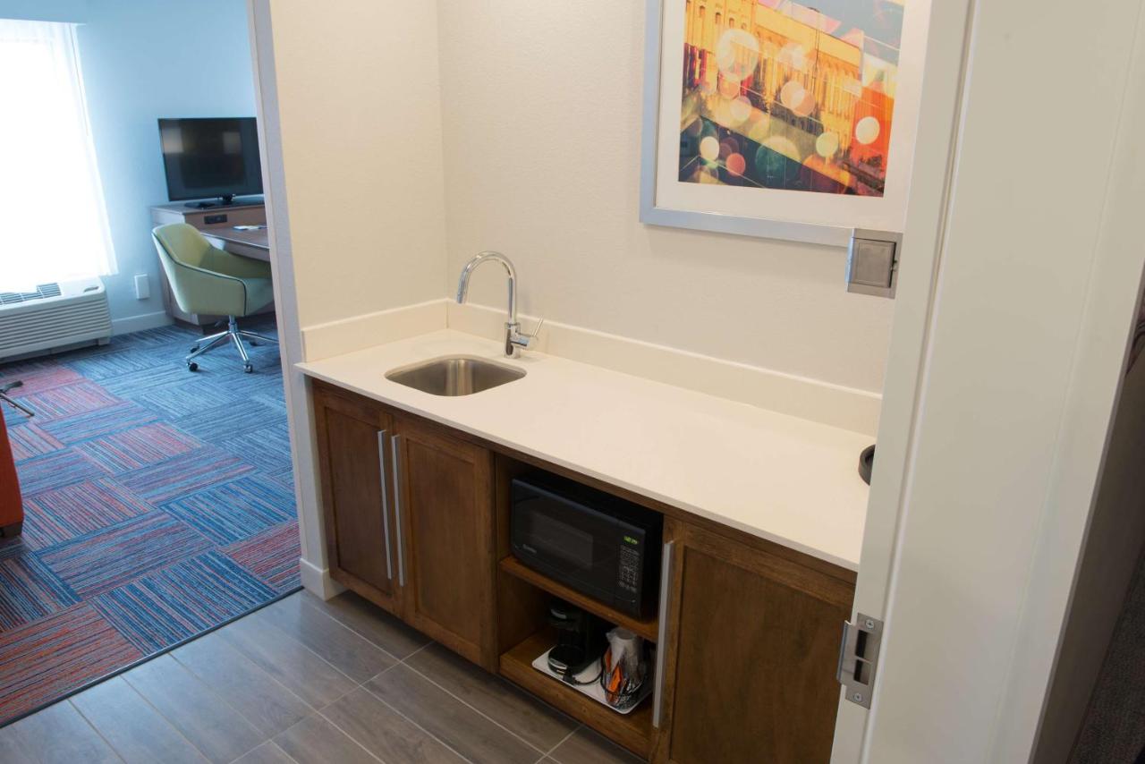 Executive King Suite - Non Smoking at Hampton Inn & Suites Bay City