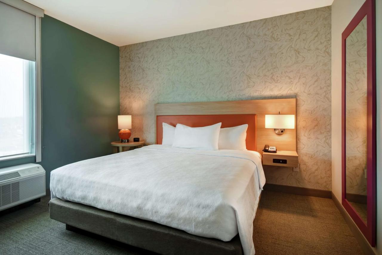 One-Bedroom King Suite - Non-Smoking at Home2 Suites by Hilton Harvey New Orleans Westbank