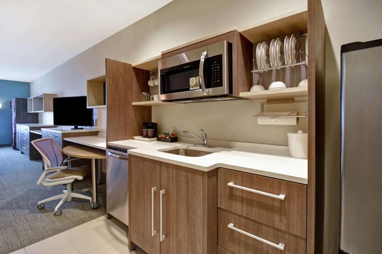 Queen Suite with Two Queen Beds - Non-Smoking at Home2 Suites by Hilton Harvey New Orleans Westbank