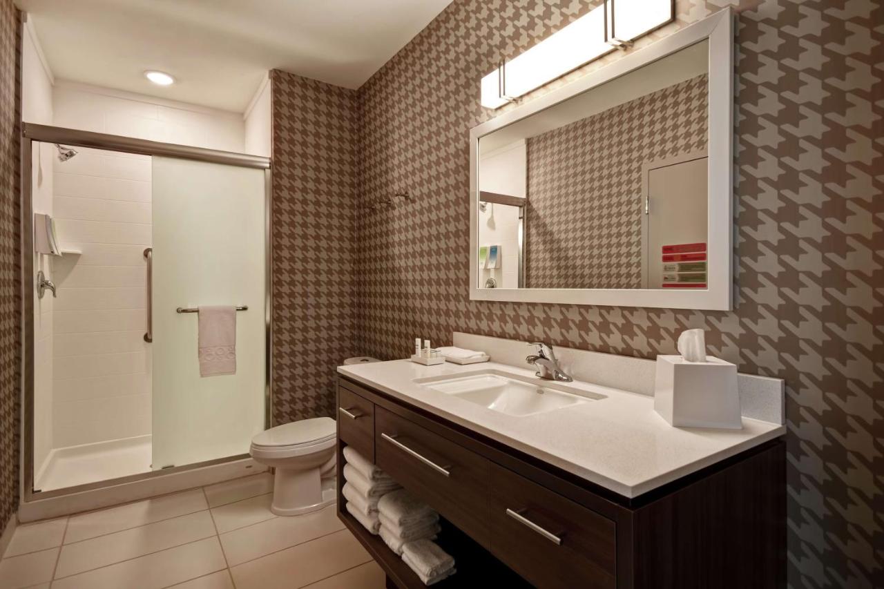 One-Bedroom King Suite - Non-Smoking at Home2 Suites by Hilton Harvey New Orleans Westbank