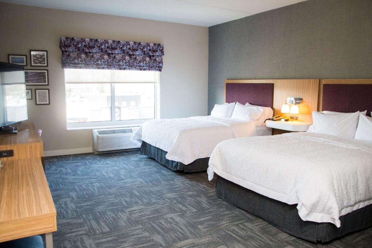 | Hampton Inn & Suites Warrington Horsham