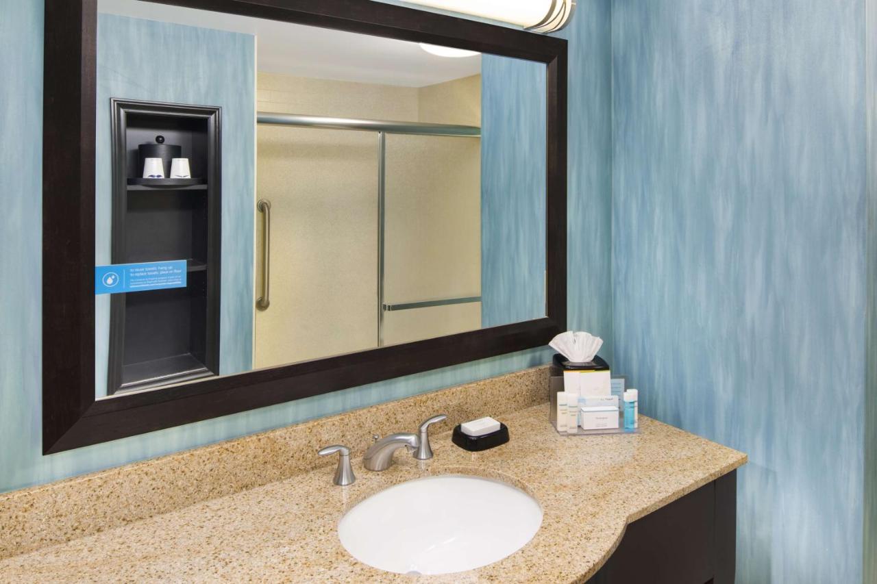 King Room - Non-Smoking at Hampton Inn Columbia I-20-Clemson Road