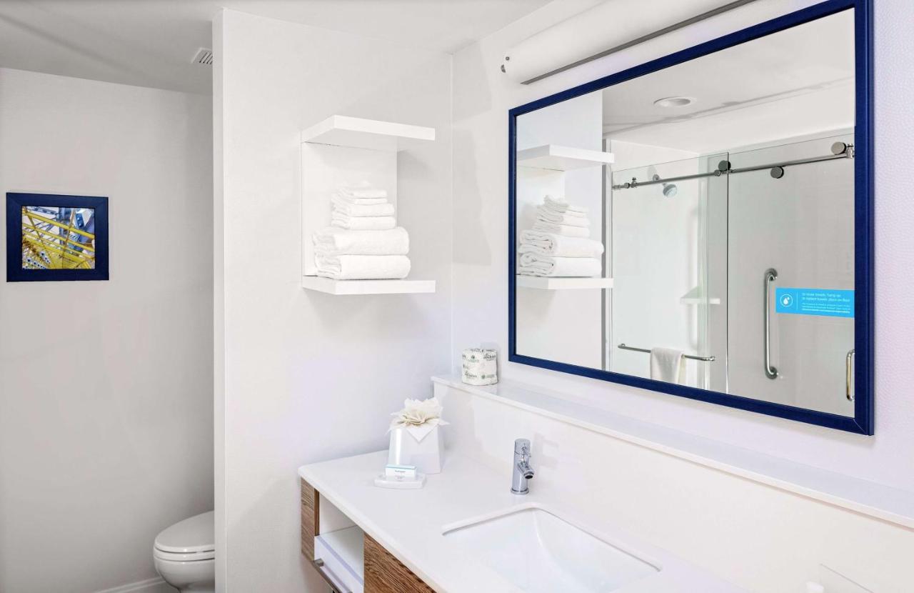  | Hampton Inn Cranbury