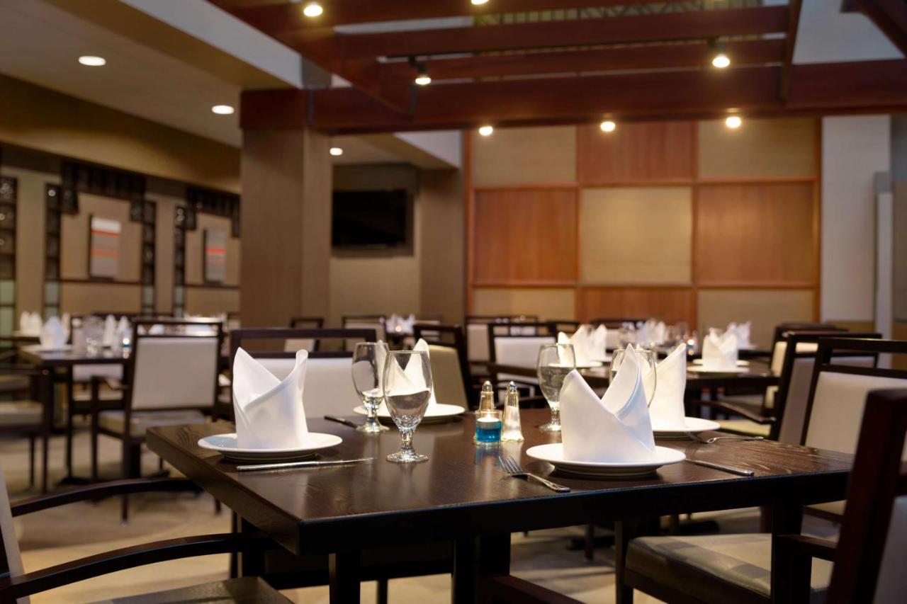 | Embassy Suites by Hilton Piscataway Somerset