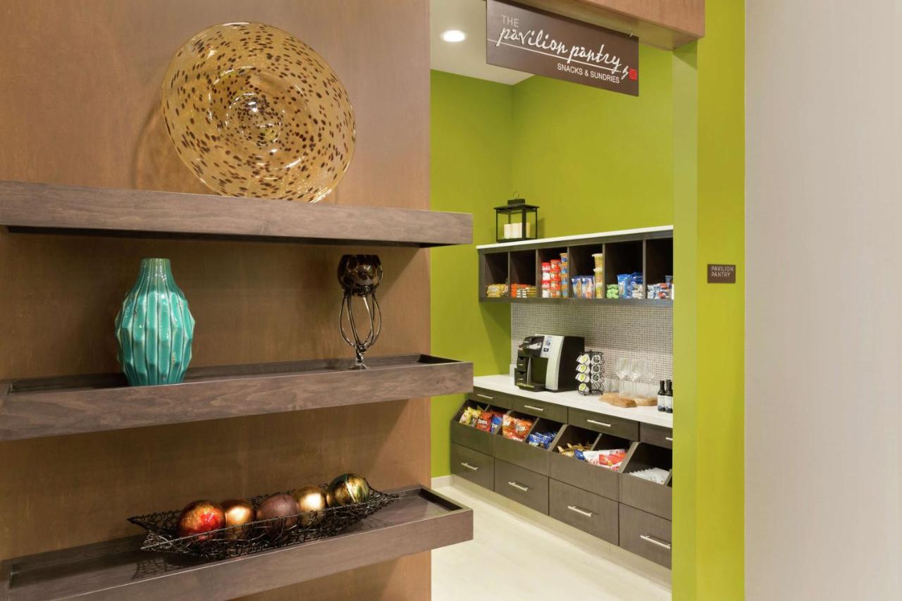 | Hilton Garden Inn Pittsburgh Airport South-Robinson Mall