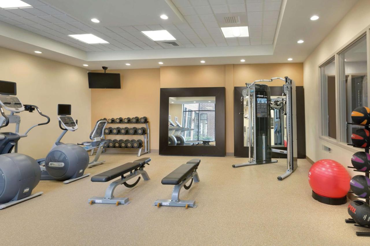 | Hilton Garden Inn Pittsburgh Airport South-Robinson Mall