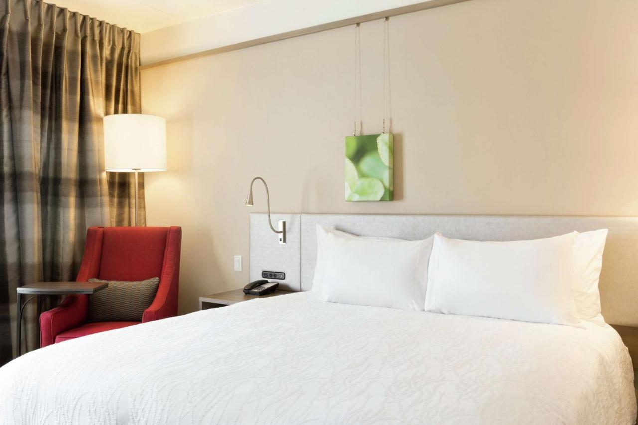 | Hilton Garden Inn Pittsburgh Airport South-Robinson Mall