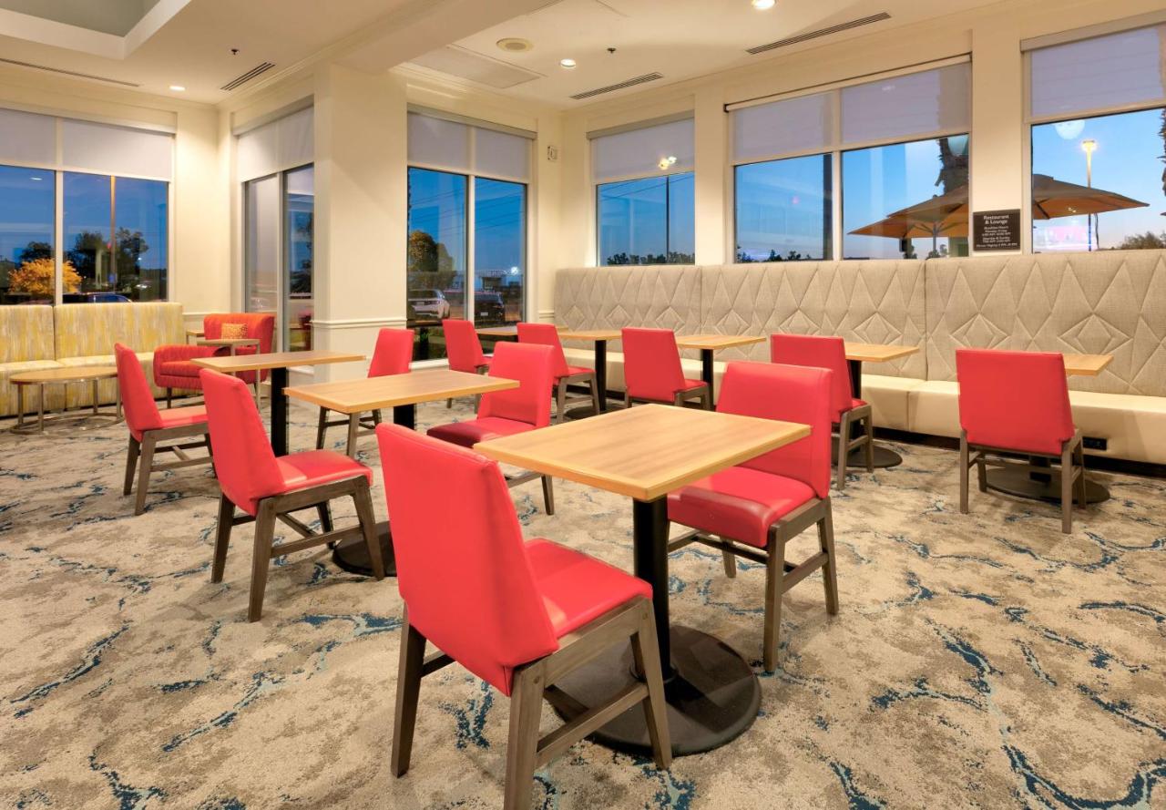 | Hilton Garden Inn Irvine East/Lake Forest