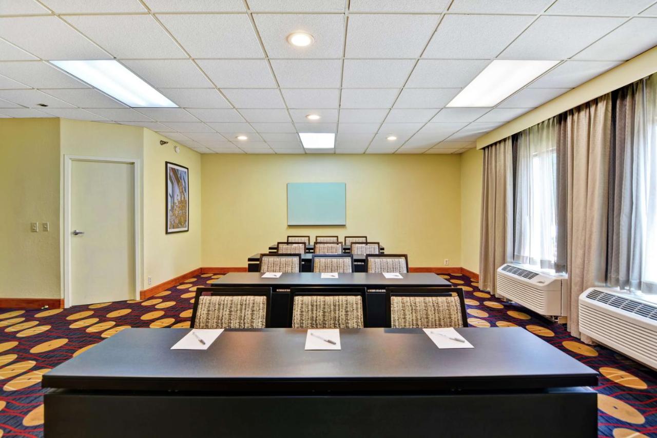  | Hampton Inn Cincinnati Airport South