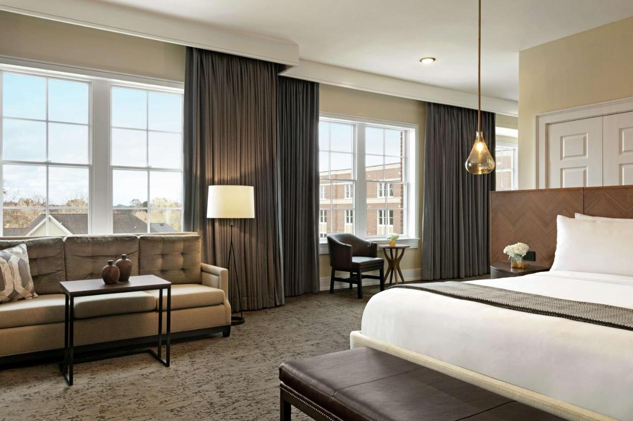 Corner King Suite with Balcony at The Harpeth Franklin Downtown, Curio Collection by Hilton