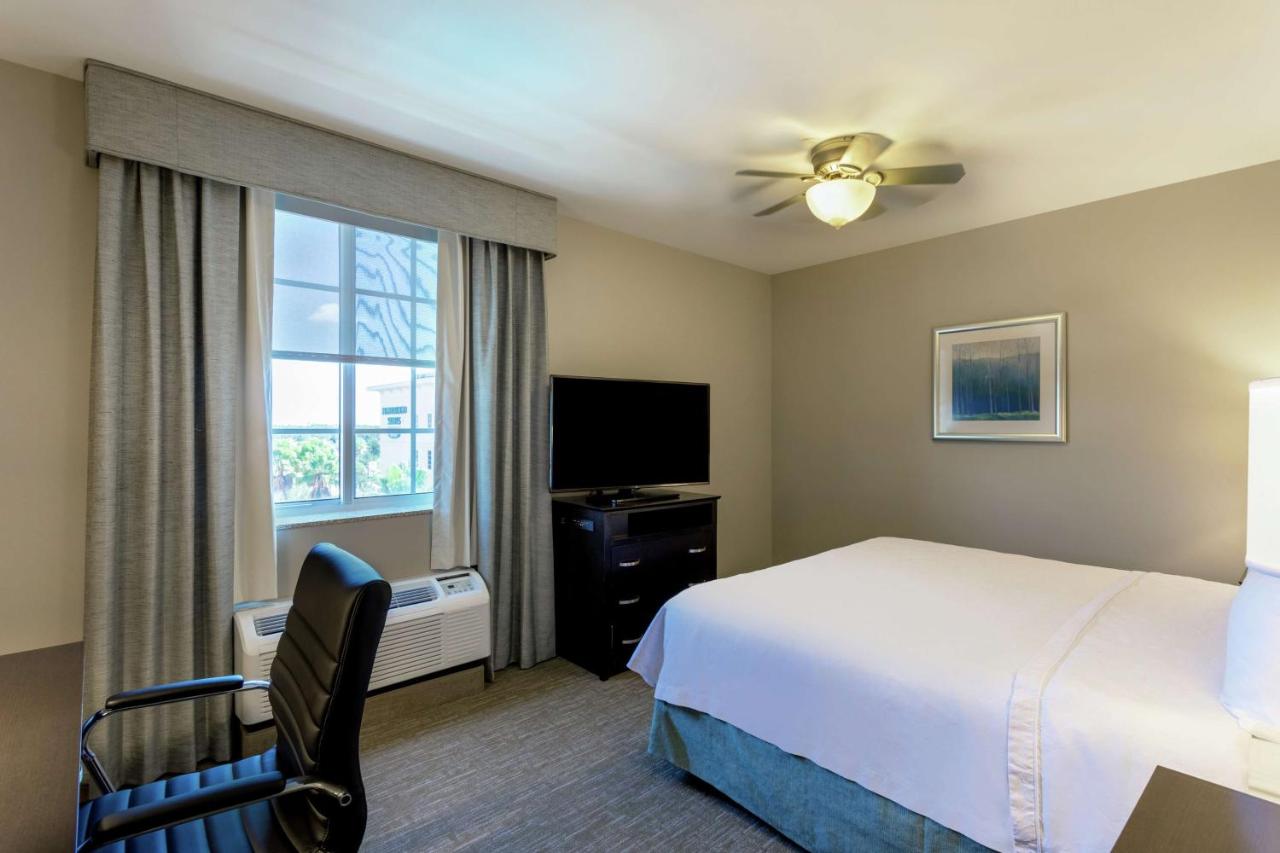 | Homewood Suites Port Saint Lucie-Tradition