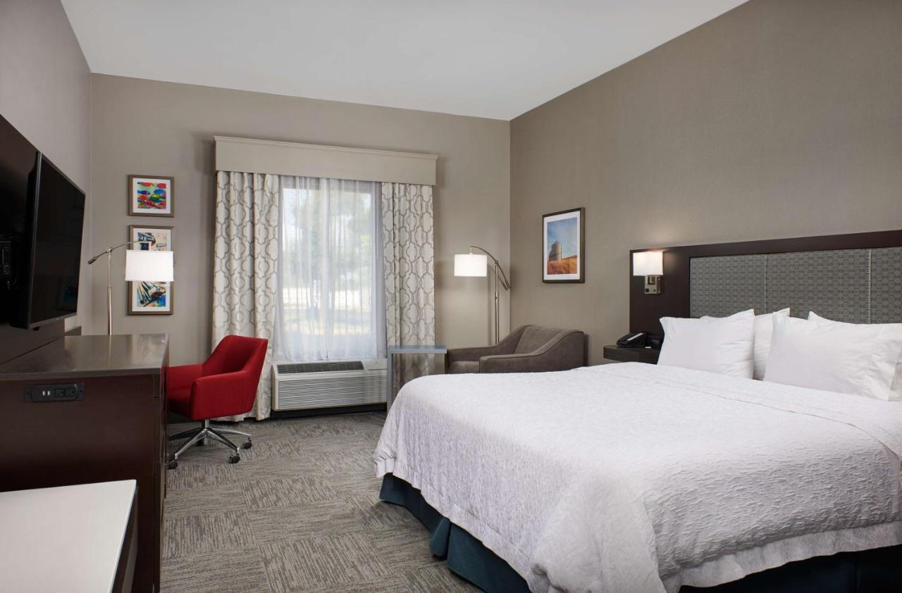 King Room - Non-Smoking at Hampton Inn Bartlesville