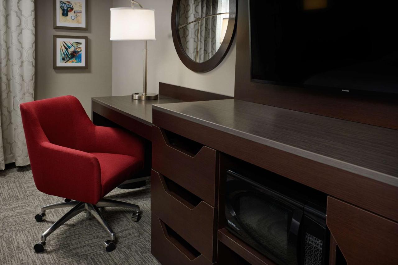 King Room - Non-Smoking at Hampton Inn Bartlesville