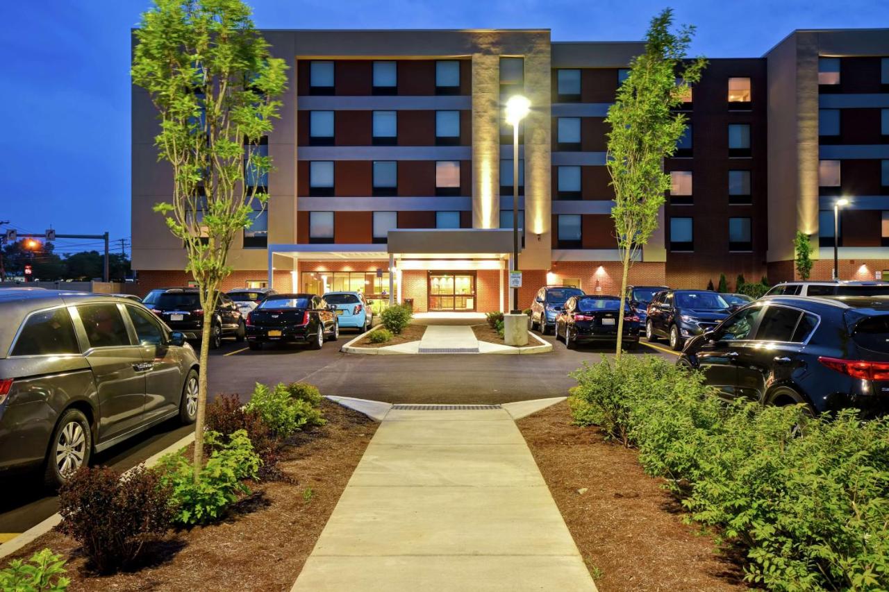 | Home2 Suites By Hilton Amherst Buffalo