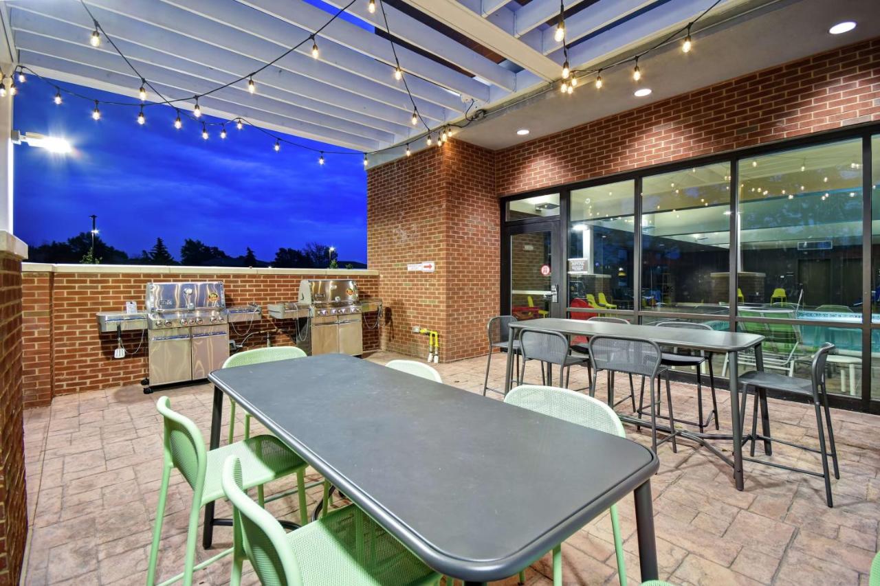 | Home2 Suites By Hilton Amherst Buffalo