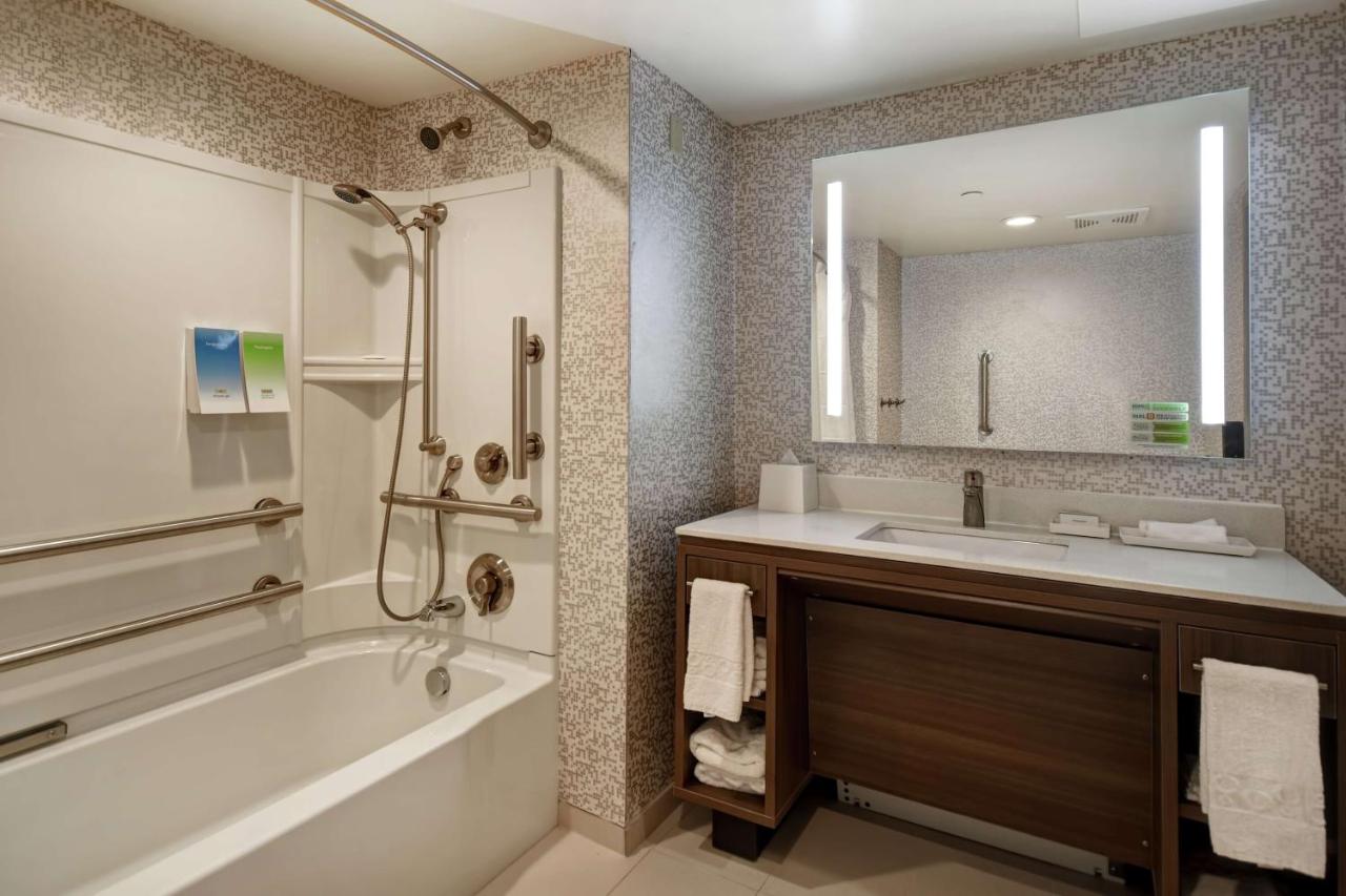| Home2 Suites By Hilton Amherst Buffalo