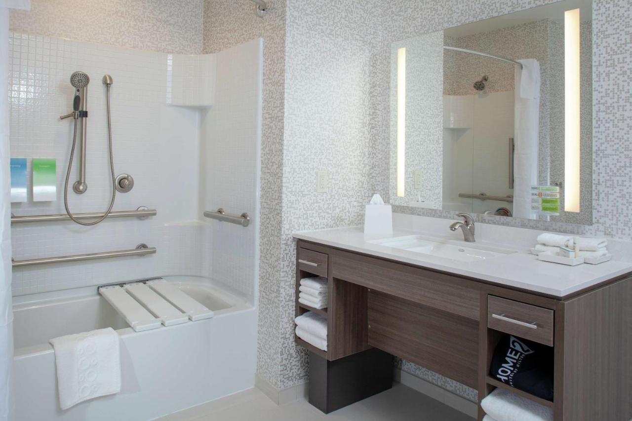 King Suite - Mobility Accessible/Non-Smoking at Home2 Suites by Hilton Denver South/Centennial Airport