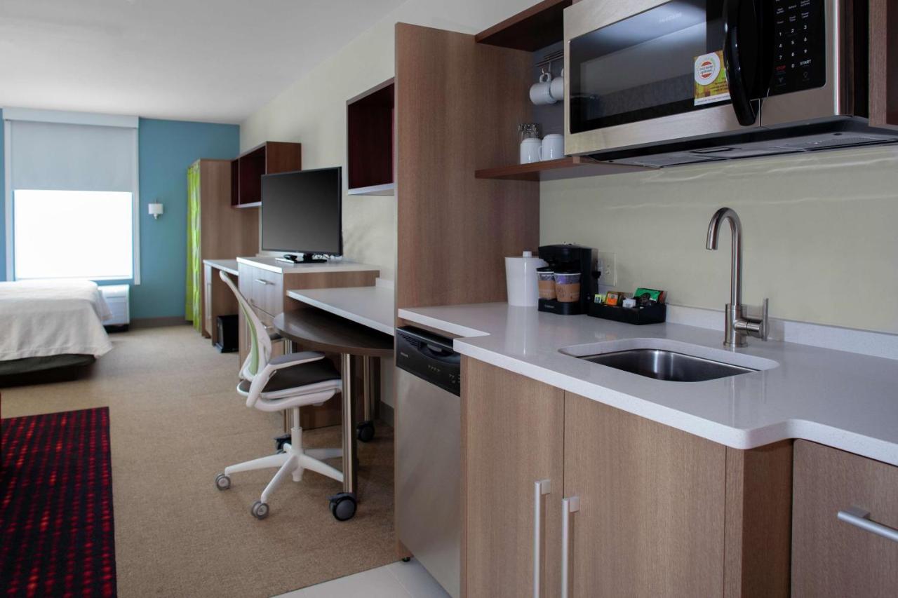 Queen Suite - Non-Smoking at Home2 Suites by Hilton Denver South/Centennial Airport